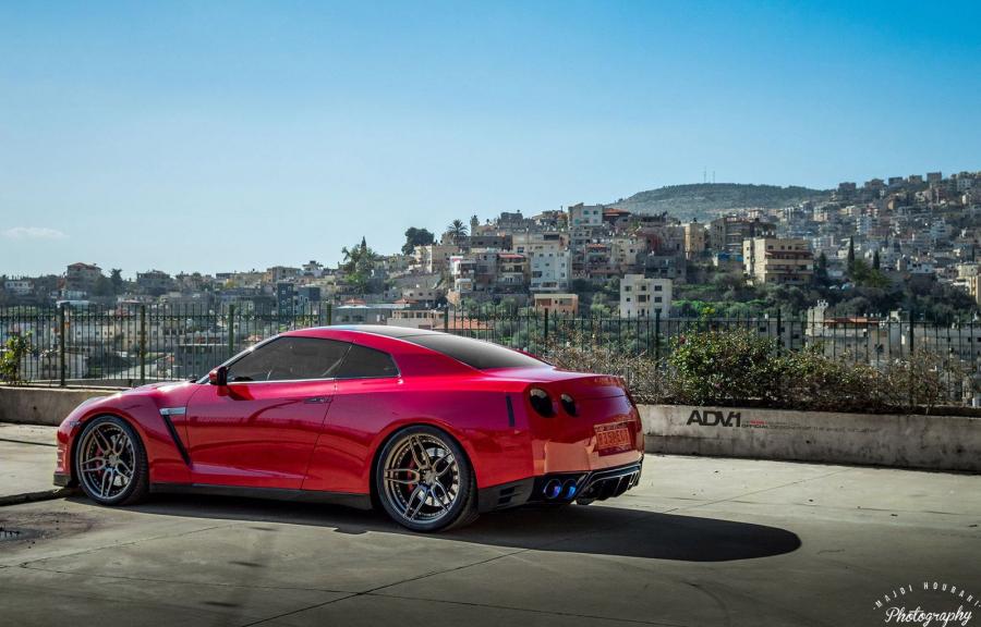  Nissan GT-R on ADV.1 Wheels (ADV005MV2SL) 2015 года  (фото 3 из 8)